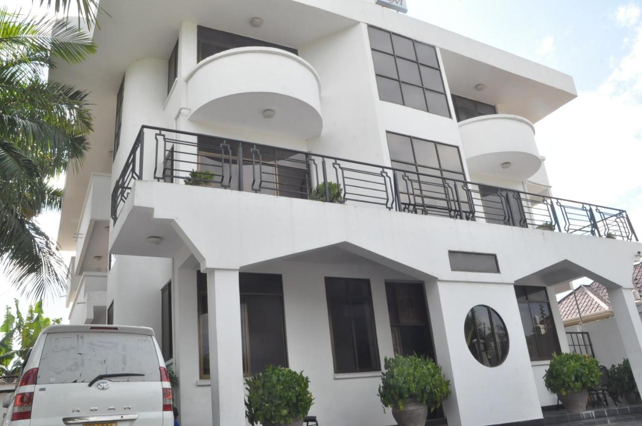 Hotel De Mag Dar es Salaam Bagian luar foto