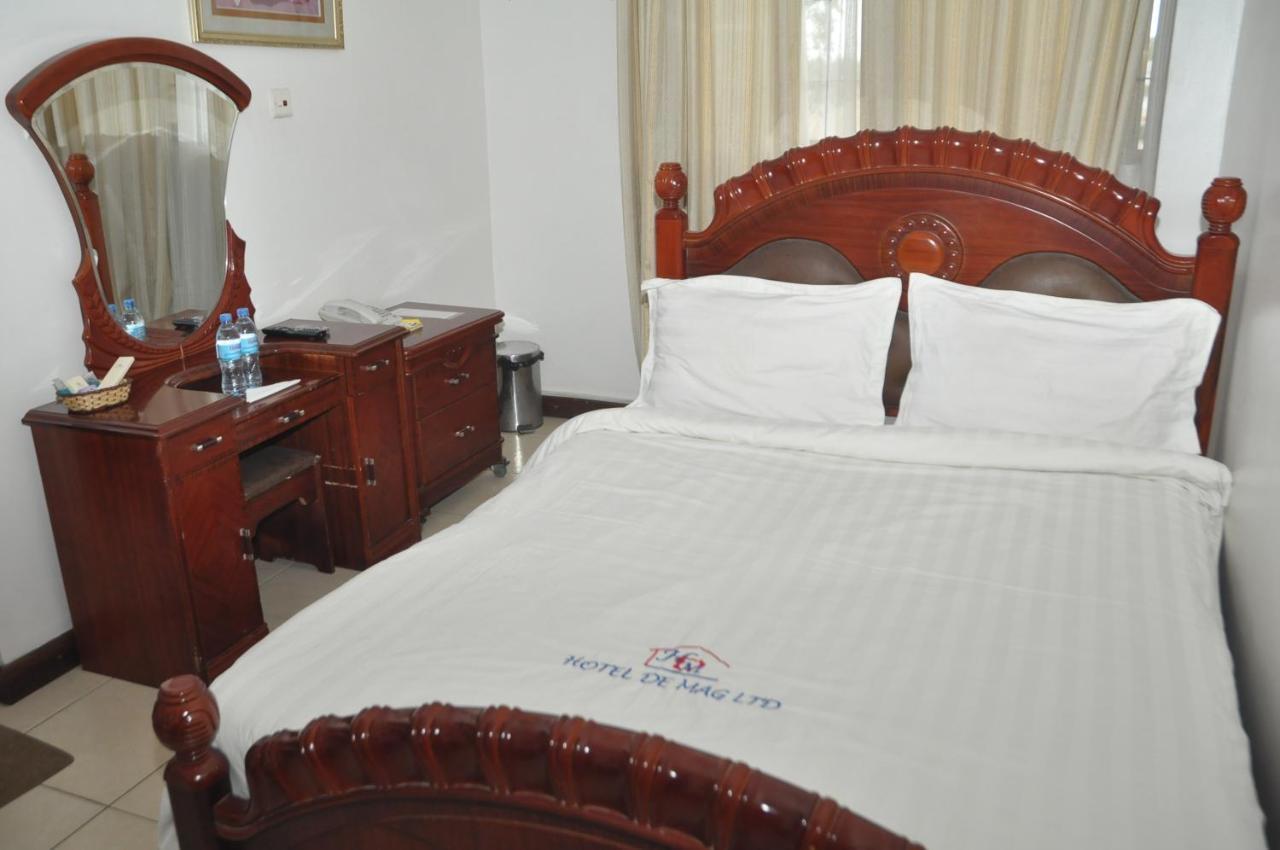 Hotel De Mag Dar es Salaam Bagian luar foto